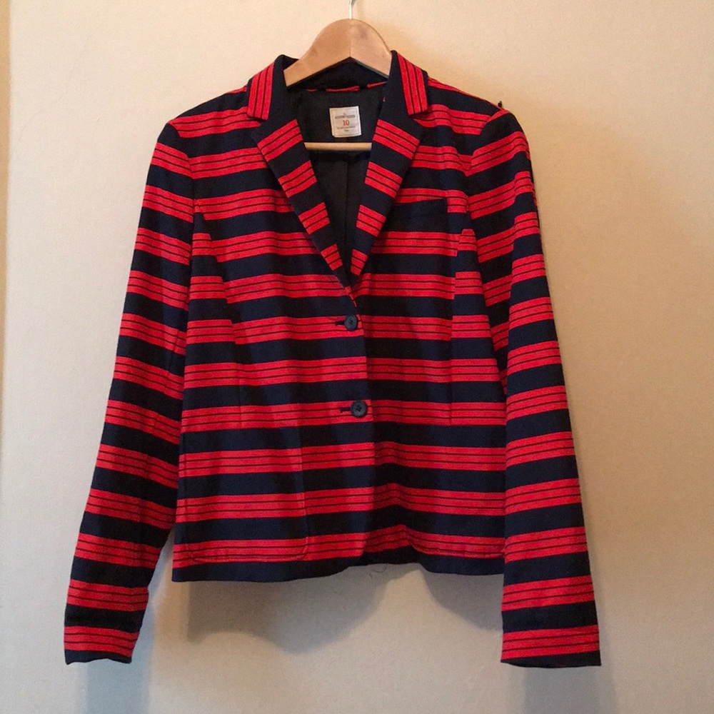 Everything $10! Hip Blazer